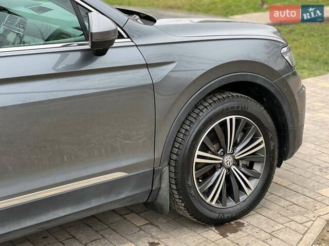 Серый Фольксваген Тигуан, объемом двигателя 1.98 л и пробегом 148 тыс. км за 19300 $, фото 17 на Automoto.ua