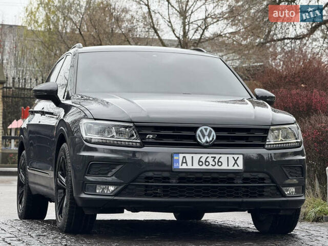 Серый Фольксваген Тигуан, объемом двигателя 2 л и пробегом 56 тыс. км за 24999 $, фото 30 на Automoto.ua