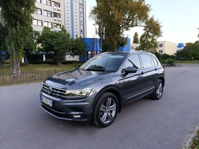 Серый Фольксваген Тигуан, объемом двигателя 2 л и пробегом 180 тыс. км за 30000 $, фото 22 на Automoto.ua