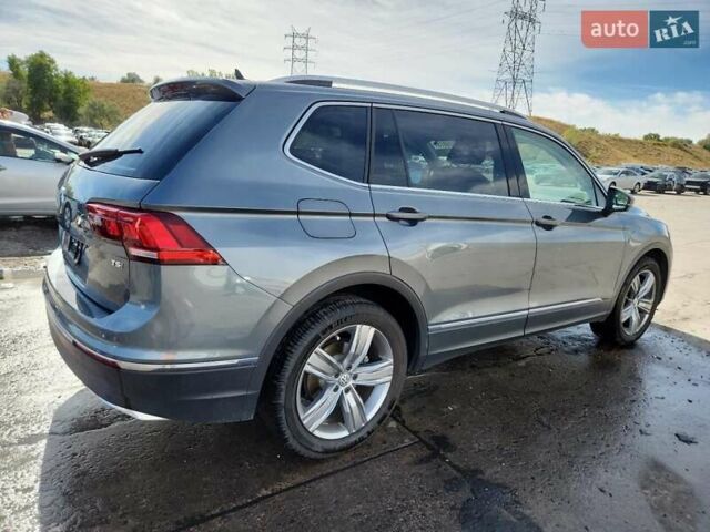 Серый Фольксваген Тигуан, объемом двигателя 2 л и пробегом 65 тыс. км за 22000 $, фото 3 на Automoto.ua