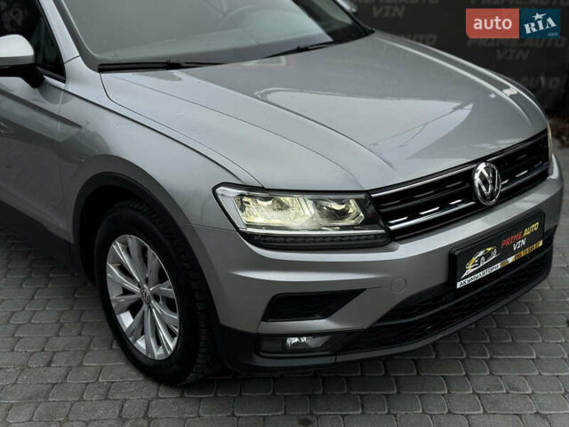 Серый Фольксваген Тигуан, объемом двигателя 2 л и пробегом 248 тыс. км за 21500 $, фото 8 на Automoto.ua