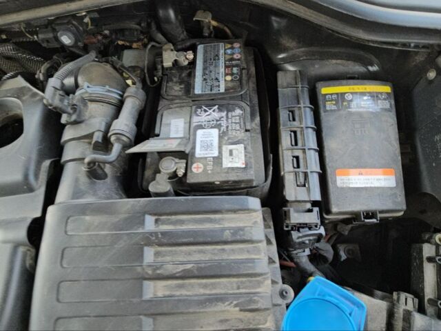 Серый Фольксваген Тигуан, объемом двигателя 2 л и пробегом 80 тыс. км за 16500 $, фото 41 на Automoto.ua