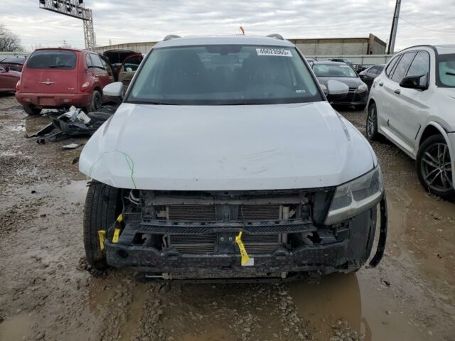 Серый Фольксваген Тигуан, объемом двигателя 2 л и пробегом 252 тыс. км за 11600 $, фото 1 на Automoto.ua