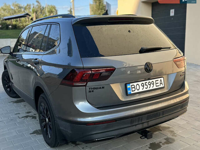 Сірий Фольксваген Тігуан, об'ємом двигуна 1.98 л та пробігом 145 тис. км за 17800 $, фото 12 на Automoto.ua