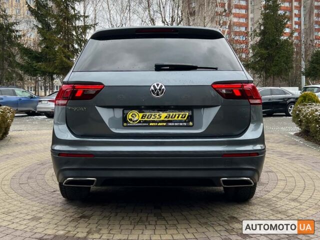Сірий Фольксваген Тігуан, об'ємом двигуна 2 л та пробігом 79 тис. км за 17950 $, фото 5 на Automoto.ua