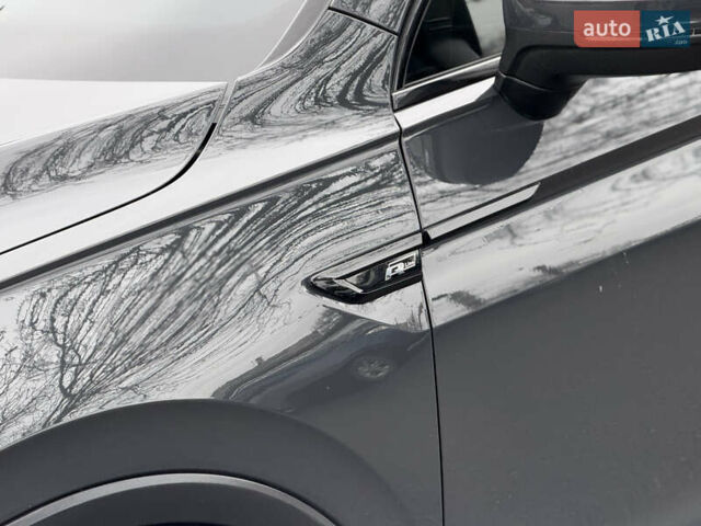 Серый Фольксваген Тигуан, объемом двигателя 2 л и пробегом 56 тыс. км за 24999 $, фото 25 на Automoto.ua