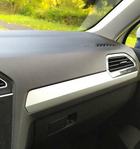 Серый Фольксваген Тигуан, объемом двигателя 2 л и пробегом 195 тыс. км за 23350 $, фото 13 на Automoto.ua