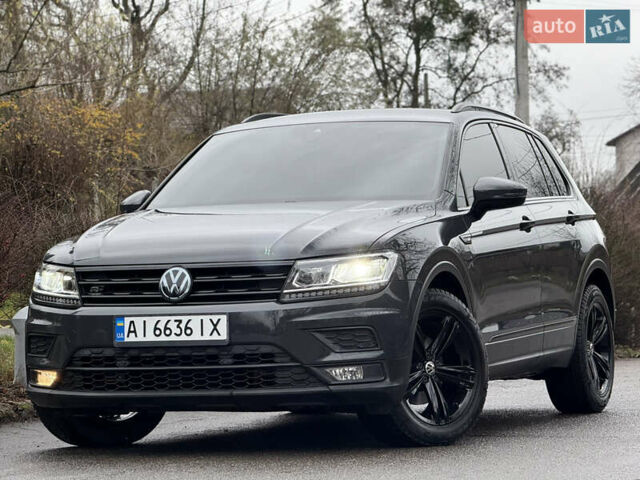 Серый Фольксваген Тигуан, объемом двигателя 2 л и пробегом 56 тыс. км за 24999 $, фото 11 на Automoto.ua