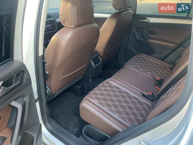 Сірий Фольксваген Тігуан, об'ємом двигуна 1.97 л та пробігом 185 тис. км за 22900 $, фото 8 на Automoto.ua