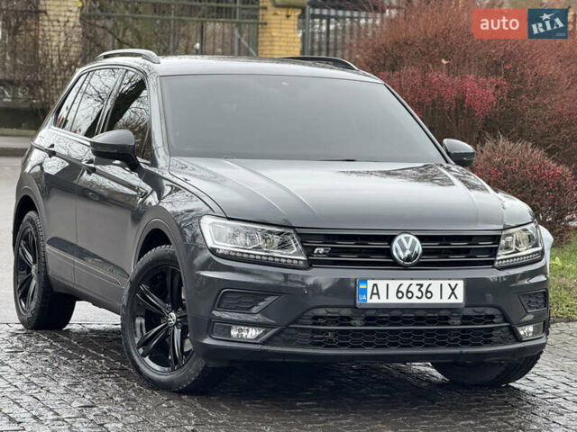 Серый Фольксваген Тигуан, объемом двигателя 2 л и пробегом 56 тыс. км за 24999 $, фото 4 на Automoto.ua