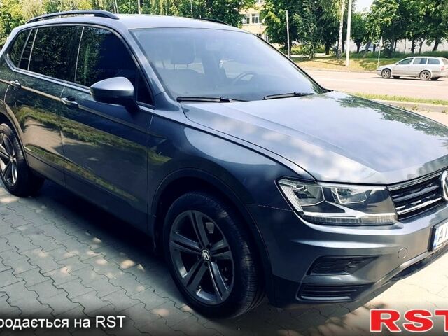 Серый Фольксваген Тигуан, объемом двигателя 2 л и пробегом 88 тыс. км за 16500 $, фото 3 на Automoto.ua