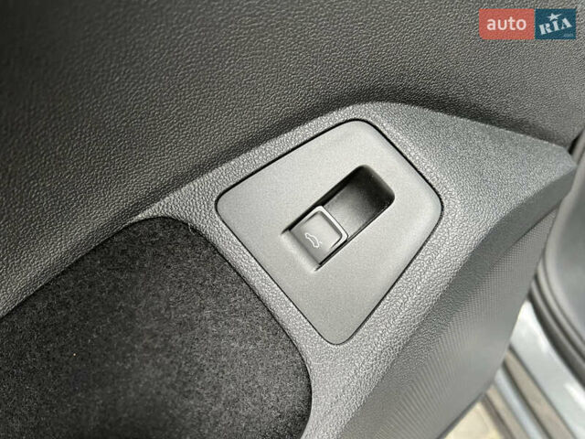 Серый Фольксваген Тигуан, объемом двигателя 1.97 л и пробегом 169 тыс. км за 24800 $, фото 28 на Automoto.ua