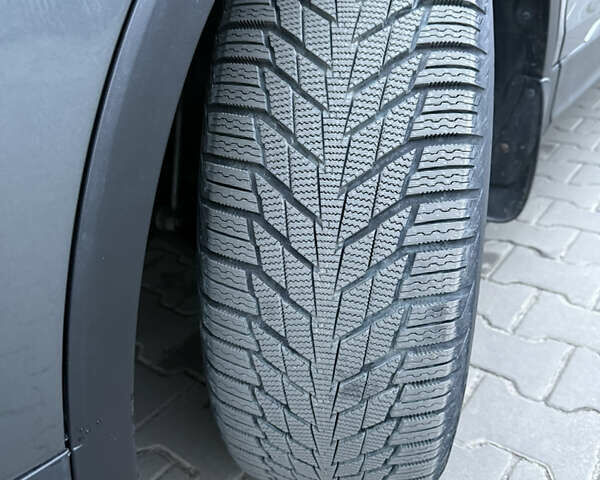 Серый Фольксваген Тигуан, объемом двигателя 2 л и пробегом 169 тыс. км за 21500 $, фото 19 на Automoto.ua