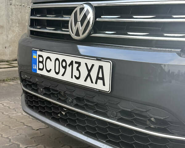 Сірий Фольксваген Тігуан, об'ємом двигуна 1.98 л та пробігом 83 тис. км за 30700 $, фото 42 на Automoto.ua
