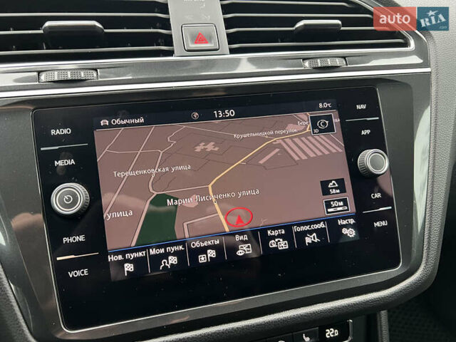 Серый Фольксваген Тигуан, объемом двигателя 1.97 л и пробегом 169 тыс. км за 24800 $, фото 32 на Automoto.ua