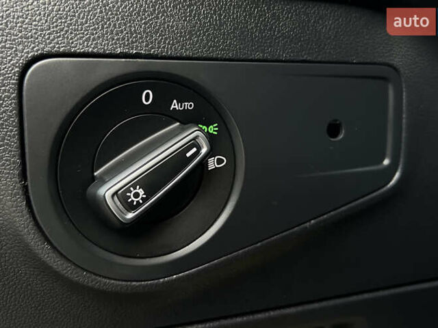 Серый Фольксваген Тигуан, объемом двигателя 2 л и пробегом 190 тыс. км за 17700 $, фото 18 на Automoto.ua