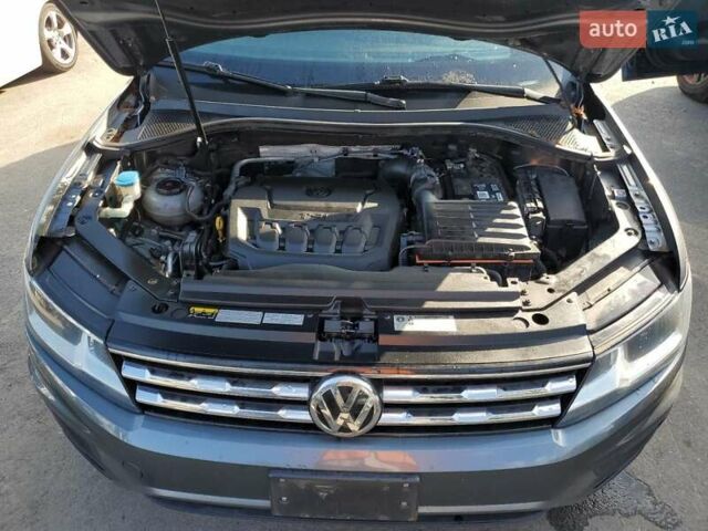 Серый Фольксваген Тигуан, объемом двигателя 1.98 л и пробегом 165 тыс. км за 4300 $, фото 11 на Automoto.ua