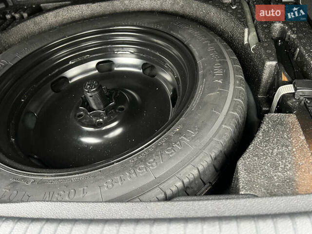 Серый Фольксваген Тигуан, объемом двигателя 1.97 л и пробегом 169 тыс. км за 24800 $, фото 26 на Automoto.ua