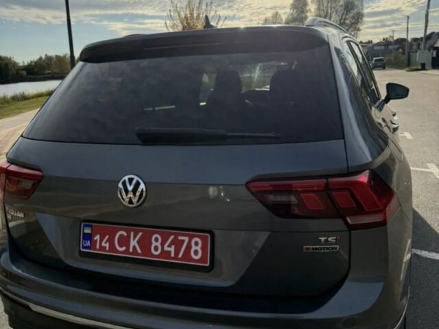 Серый Фольксваген Тигуан, объемом двигателя 2 л и пробегом 147 тыс. км за 17500 $, фото 22 на Automoto.ua