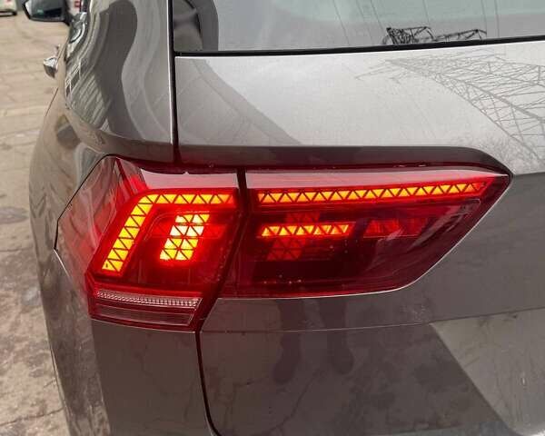 Серый Фольксваген Тигуан, объемом двигателя 1.98 л и пробегом 194 тыс. км за 24299 $, фото 59 на Automoto.ua