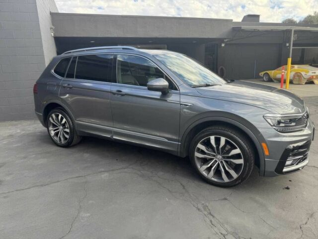 Сірий Фольксваген Тігуан, об'ємом двигуна 2 л та пробігом 38 тис. км за 9000 $, фото 8 на Automoto.ua