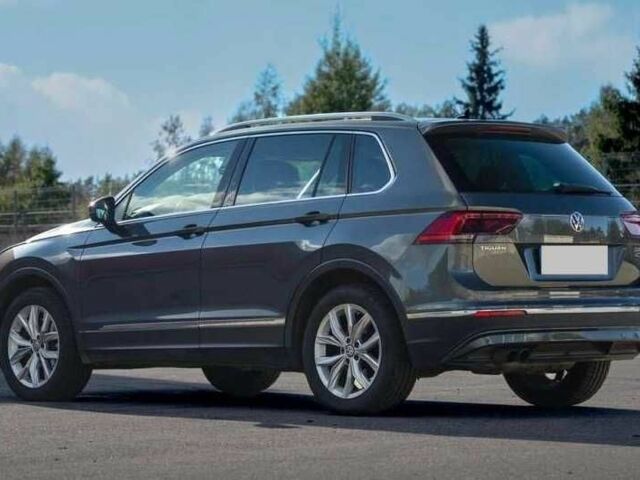 Сірий Фольксваген Тігуан, об'ємом двигуна 0 л та пробігом 110 тис. км за 11500 $, фото 2 на Automoto.ua