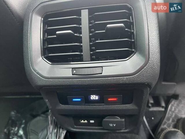 Серый Фольксваген Тигуан, объемом двигателя 1.98 л и пробегом 194 тыс. км за 24299 $, фото 62 на Automoto.ua