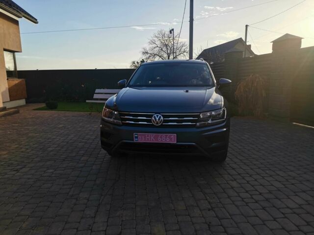 Серый Фольксваген Тигуан, объемом двигателя 2 л и пробегом 165 тыс. км за 16700 $, фото 8 на Automoto.ua