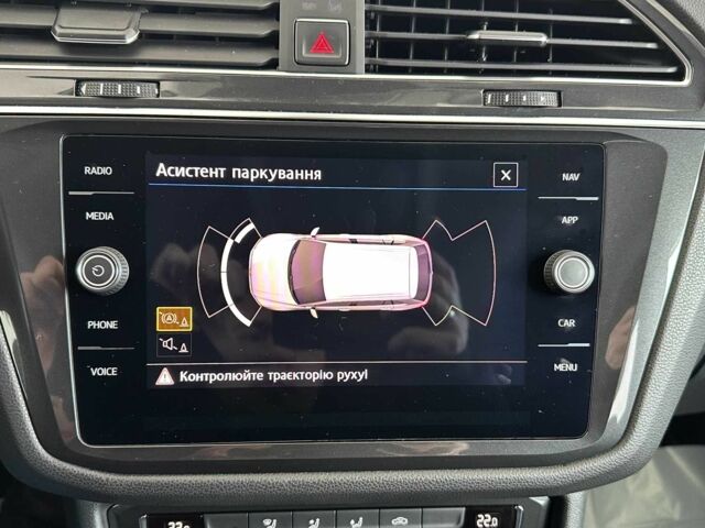 Серый Фольксваген Тигуан, объемом двигателя 2 л и пробегом 155 тыс. км за 28450 $, фото 18 на Automoto.ua