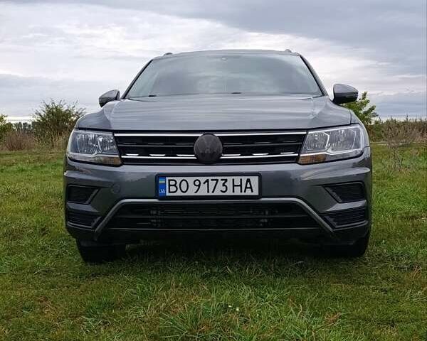 Серый Фольксваген Тигуан, объемом двигателя 2 л и пробегом 118 тыс. км за 16900 $, фото 10 на Automoto.ua