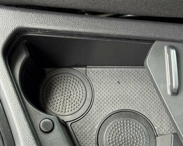 Серый Фольксваген Тигуан, объемом двигателя 1.98 л и пробегом 154 тыс. км за 25700 $, фото 17 на Automoto.ua