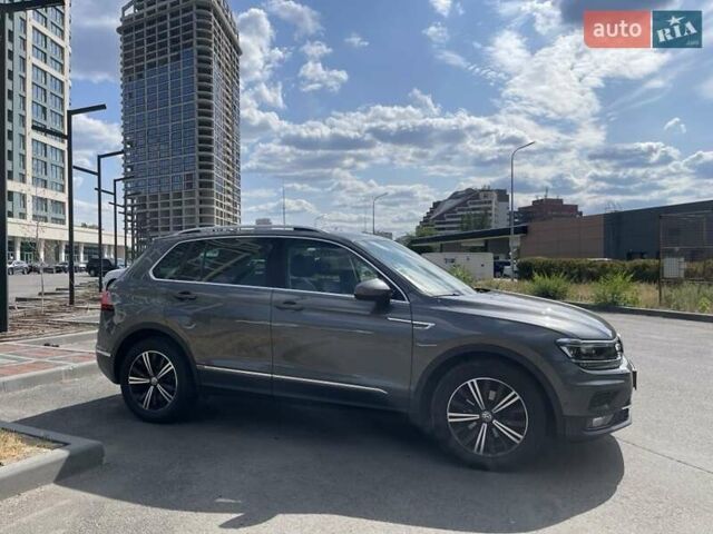 Серый Фольксваген Тигуан, объемом двигателя 1.98 л и пробегом 194 тыс. км за 24299 $, фото 7 на Automoto.ua