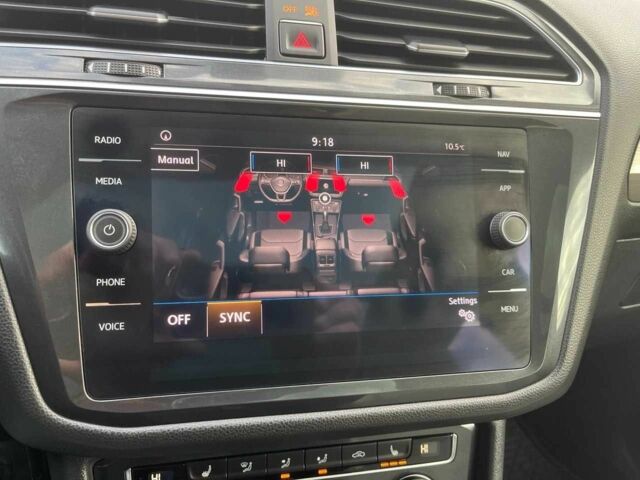 Серый Фольксваген Тигуан, объемом двигателя 2 л и пробегом 135 тыс. км за 18500 $, фото 19 на Automoto.ua