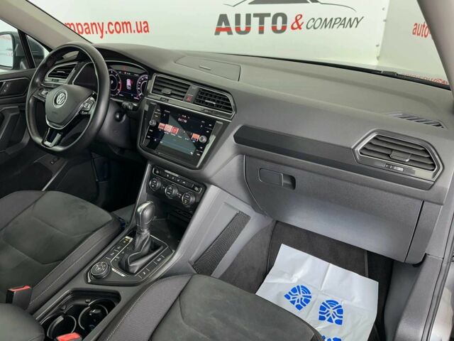 Серый Фольксваген Тигуан, объемом двигателя 2 л и пробегом 155 тыс. км за 28450 $, фото 8 на Automoto.ua