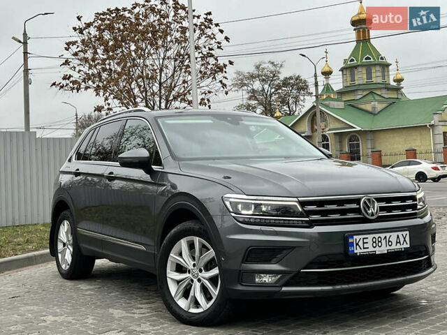 Серый Фольксваген Тигуан, объемом двигателя 1.97 л и пробегом 169 тыс. км за 24800 $, фото 3 на Automoto.ua