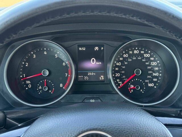 Сірий Фольксваген Тігуан, об'ємом двигуна 0 л та пробігом 130 тис. км за 402 $, фото 18 на Automoto.ua