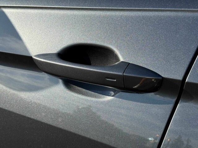 Сірий Фольксваген Тігуан, об'ємом двигуна 0 л та пробігом 130 тис. км за 402 $, фото 5 на Automoto.ua