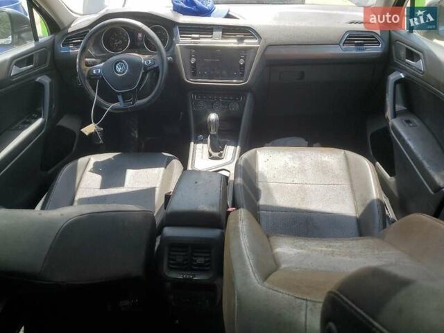 Серый Фольксваген Тигуан, объемом двигателя 2 л и пробегом 104 тыс. км за 4200 $, фото 7 на Automoto.ua