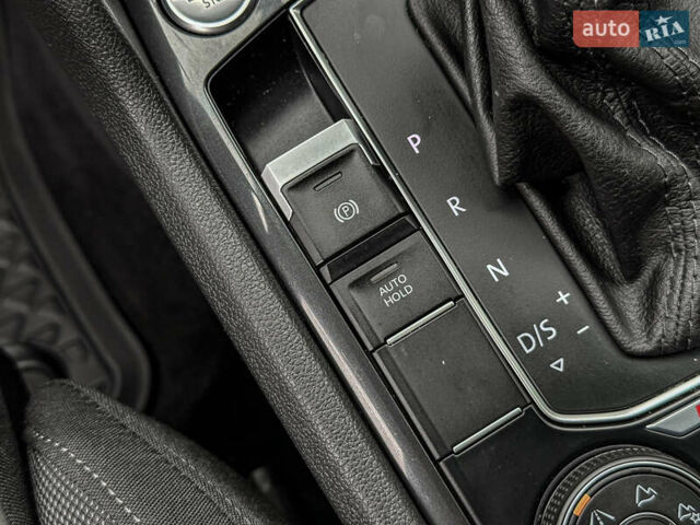 Сірий Фольксваген Тігуан, об'ємом двигуна 1.98 л та пробігом 230 тис. км за 27700 $, фото 79 на Automoto.ua