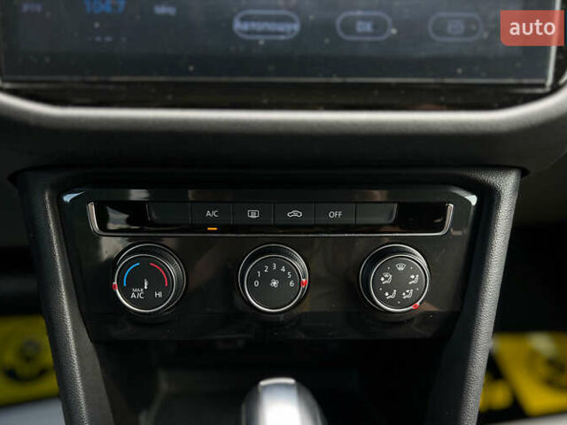 Серый Фольксваген Тигуан, объемом двигателя 2 л и пробегом 53 тыс. км за 19650 $, фото 13 на Automoto.ua