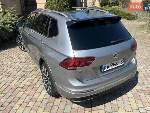 Сірий Фольксваген Тігуан, об'ємом двигуна 1.98 л та пробігом 110 тис. км за 23200 $, фото 10 на Automoto.ua