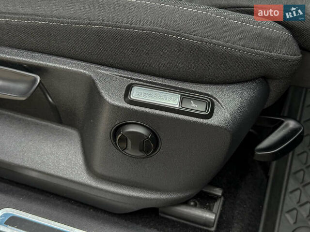 Сірий Фольксваген Тігуан, об'ємом двигуна 1.98 л та пробігом 230 тис. км за 27700 $, фото 132 на Automoto.ua