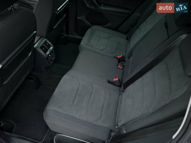 Серый Фольксваген Тигуан, объемом двигателя 2 л и пробегом 143 тыс. км за 29500 $, фото 35 на Automoto.ua