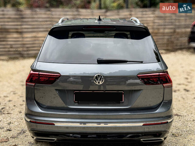 Сірий Фольксваген Тігуан, об'ємом двигуна 1.98 л та пробігом 230 тис. км за 27700 $, фото 37 на Automoto.ua
