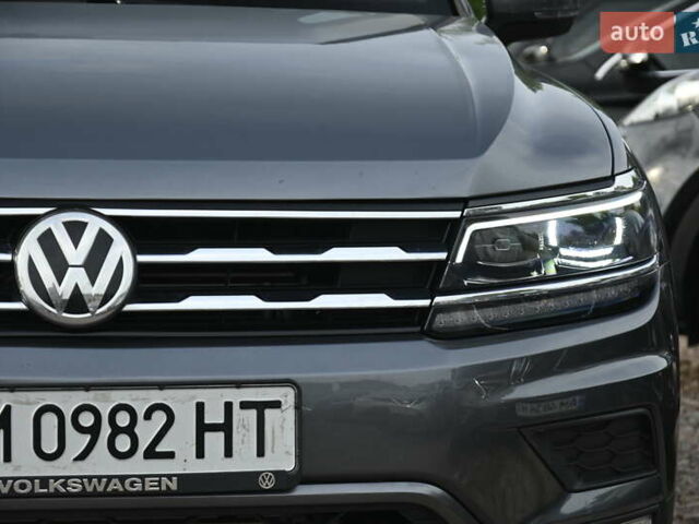 Серый Фольксваген Тигуан, объемом двигателя 1.98 л и пробегом 63 тыс. км за 19250 $, фото 6 на Automoto.ua