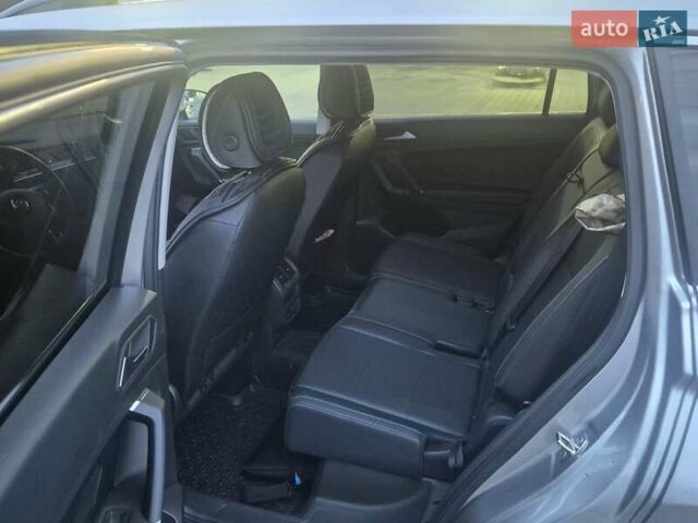 Серый Фольксваген Тигуан, объемом двигателя 1.98 л и пробегом 73 тыс. км за 21000 $, фото 14 на Automoto.ua