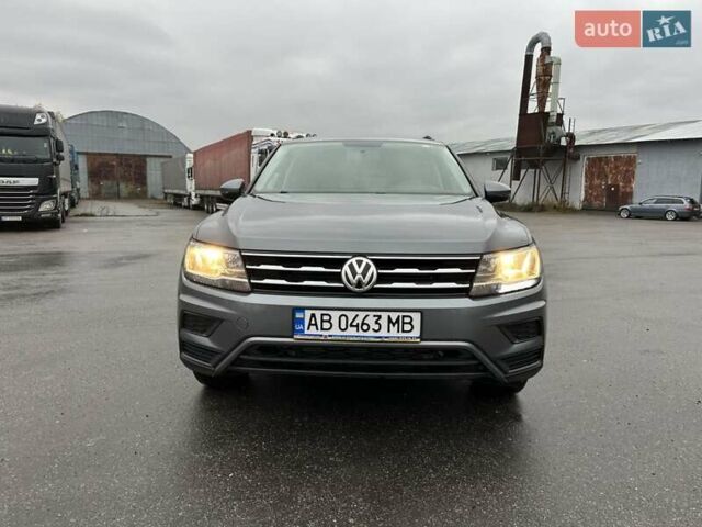 Серый Фольксваген Тигуан, объемом двигателя 1.98 л и пробегом 182 тыс. км за 16500 $, фото 5 на Automoto.ua