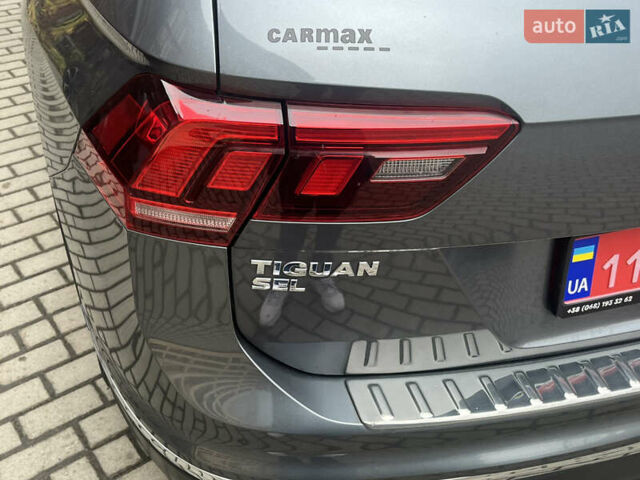Серый Фольксваген Тигуан, объемом двигателя 2 л и пробегом 135 тыс. км за 18900 $, фото 7 на Automoto.ua