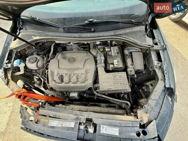 Серый Фольксваген Тигуан, объемом двигателя 2 л и пробегом 91 тыс. км за 11300 $, фото 18 на Automoto.ua