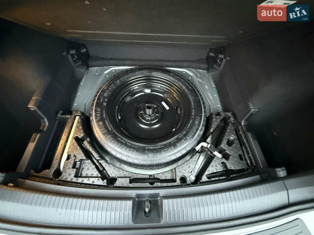 Сірий Фольксваген Тігуан, об'ємом двигуна 2 л та пробігом 62 тис. км за 21500 $, фото 42 на Automoto.ua